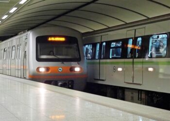 Θετικός στον κορoνοϊό οδηγός του μετρό