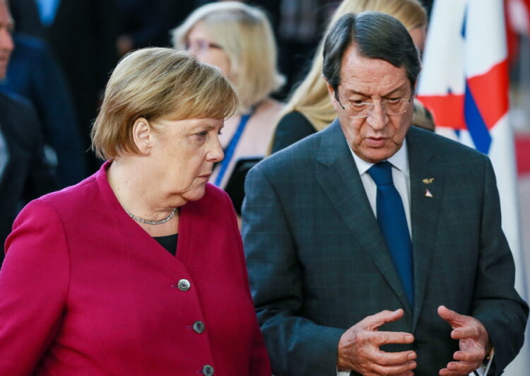 Τηλεφωνική επικοινωνία Αναστασιάδη με Μέρκελ και Κόντε