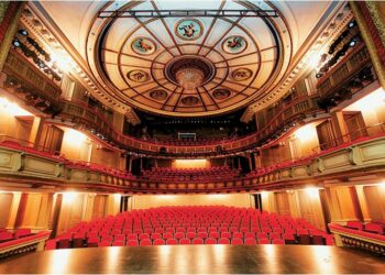 Εθνικό Θέατρο: Ακύρωση παραστάσεων λόγω των νέων περιοριστικών μέτρων