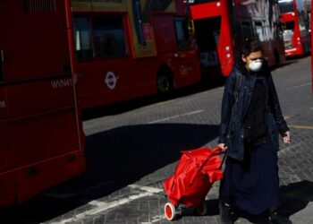 Βρετανία: Δραματική αύξηση των κρουσμάτων – Φόβοι για καθολικό lockdown