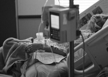 Απίστευτο περιστατικό: Εκοψε το χέρι της για να πάρει αποζημίωση από την ασφαλιστική εταιρεία