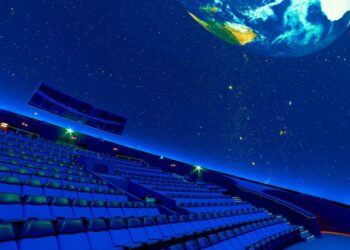 Ανοίγει ξανά το πλανητάριο με υποχρεωτική χρήση μάσκας σε όλους τους χώρους