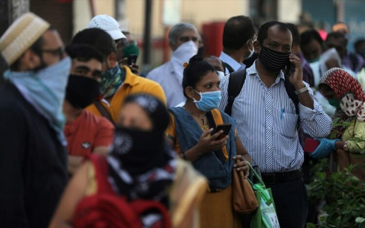 Ινδία – Κορονοϊός: Πάνω από 90.000 κρούσματα σε 24 ώρες