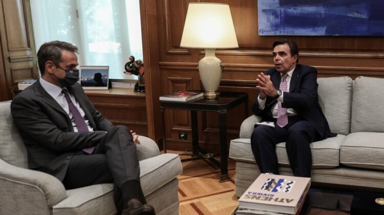 Συνάντηση Μητσοτάκη – Σχοινά με τη Μόρια στο επίκεντρο