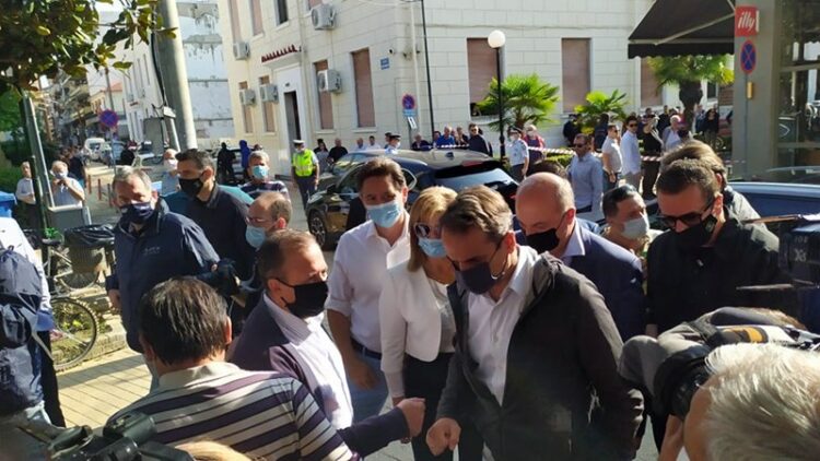 Στην Καρδίτσα ο Κ. Μητσοτάκης για την αποτίμηση των καταστροφών του Ιανού