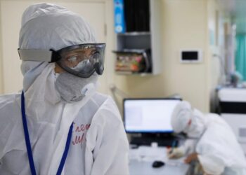 ΠΟΥ – Κορονοϊός: 1 στα 7 κρούσματα είναι υγειονομικό προσωπικό