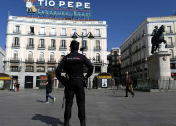 Ισπανία – Κορονoϊός: Eξετάζει μείωση της καραντίνας σε 10 μέρες