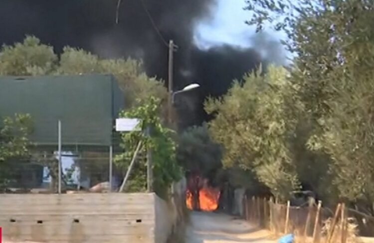 Νέα φωτιά στη Μόρια: Ολοκληρωτική η καταστροφή του ΚΥΤ