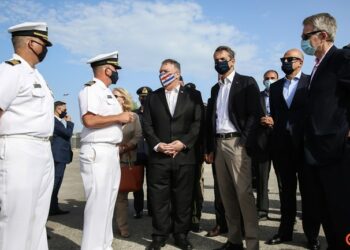 Δείτε live: Η συνέντευξη Τύπου Μητσοτάκη – Πομπέο μετά την επίσκεψη στη Σούδα