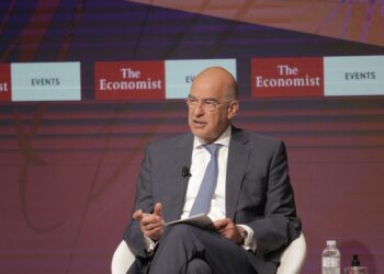 Δένδιας: Η Ελλάδα είναι πάντα έτοιμη να συζητήσει, όχι όμως υπό το καθεστώς απειλών