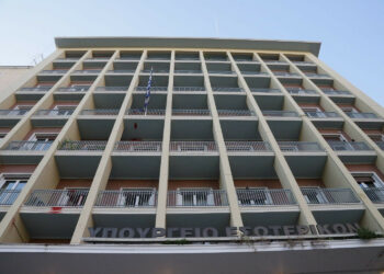 ΥΠΕΣ: «Επαγγελματίας ψεύτης και συκοφάντης» ο τομεάρχης Εσωτερικών του ΣΥΡΙΖΑ Κ. Ζαχαριάδης