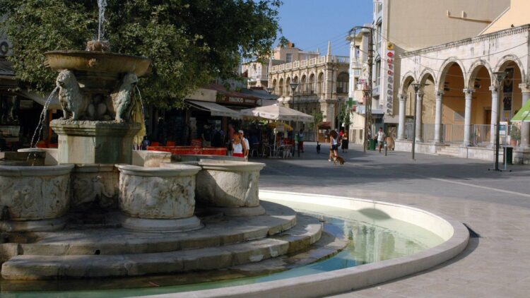 Κορονοϊός: Σε ισχύ από σήμερα τα έκτακτα μέτρα στο Ηράκλειο