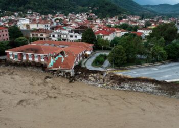 Υπ. Υποδομών: Σε περισσότερα από 3.000 κτίρια ζημιές από τη θεομηνία του Ιανού