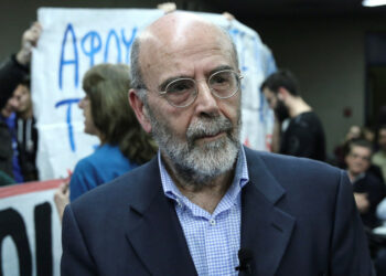 Λιάκος: Ανάρτηση υπέρ των Αφγανών που έκαψαν τη Μόρια