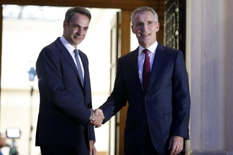 Επικοινωνία Μητσοτάκη – Στόλτενμπεργκ ενόψει διερευνητικών επαφών Ελλάδας και Τουρκίας