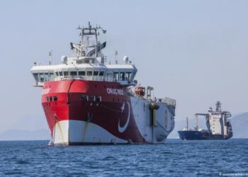 Επέστρεψε στην Αττάλεια το Ορούτς Ρέις – Δεν ανανεώθηκε η τουρκική NAVTEX