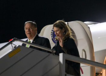 Αναχώρησε το πρωί από την Κρήτη για την Ιταλία ο Μάικ Πομπέο