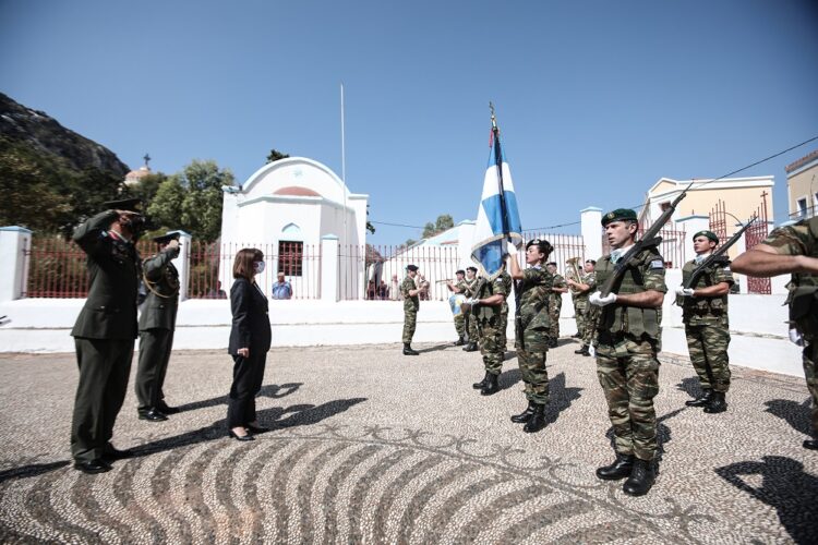 Στο Καστελόριζο η Πρόεδρος της Δημοκρατίας, Κατερίνα Σακελλαροπούλου:  Οι κάτοικοι του νησιού δεν θα αισθάνονται ποτέ μόνοι κι αβοήθητοι