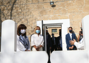 Σακελλαροπούλου από Κύπρο: Να αγωνιστούμε για τον τερματισμό της τουρκικής κατοχής