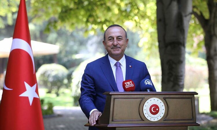 Τσαβούσογλου: Η Ε.Ε. να μείνει αμερόληπτη στη διαμάχη με την Ελλάδα