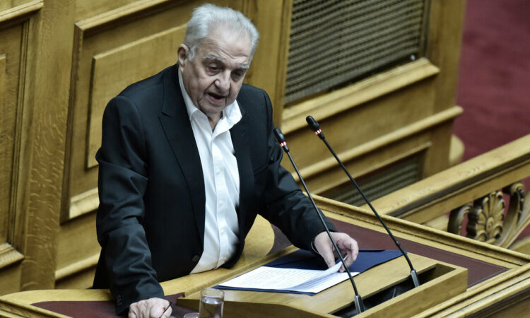 Φλαμπουράρης: Είτε ο πρωθυπουργός λέει ψέματα για τους πλειστηριασμούς, είτε το τραπεζικό σύστημα ακολουθεί το δικό του δρόμο