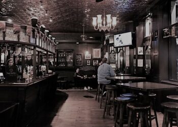 Κορονοϊός: Εκδόθηκε νέα ΚΥΑ – Ποιες επιχειρήσεις κλείνουν