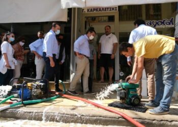 Τσίπρας απο Καρδίτσα: «Ασπιρίνες οι ανακοινώσεις της κυβέρνησης μπροστά στην ολική καταστροφή»