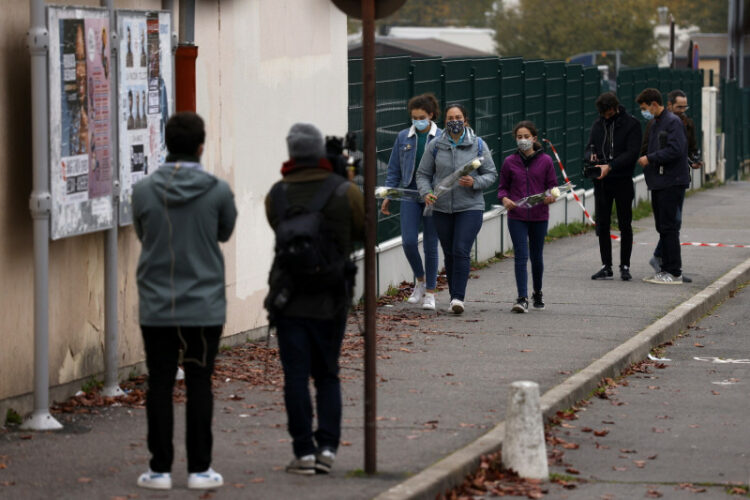 Γαλλία: Νέες συλλήψεις για τον αποκεφαλισμό του καθηγητή – Ανάμεσά τους 4 μαθητές