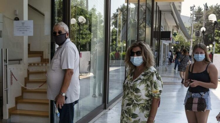 Παγώνη: Καθολική χρήση μάσκας αν δεν αλλάξει η κατάσταση τις επόμενες ημέρες