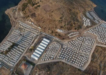 Λέσβος: Θετικοί δύο αστυνομικοί στη δομή του Καρά Τεπέ