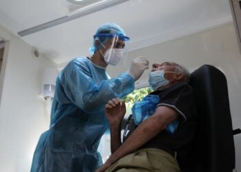 ΠΕΛΛΑ: Μαζικά τεστ κορονοϊού μετά τα 114 κρούσματα σε κονσερβοποιία