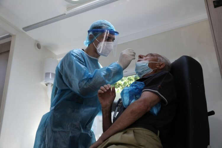 ΠΕΛΛΑ: Μαζικά τεστ κορονοϊού μετά τα 114 κρούσματα σε κονσερβοποιία