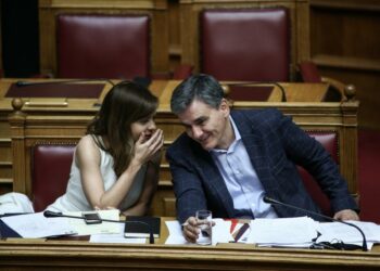 ΣΥΡΙΖΑ: Προϋπολογισμός ανεδαφικών προβλέψεων και επιδεικτικής αδιαφορίας για τις κοινωνικές ανάγκες