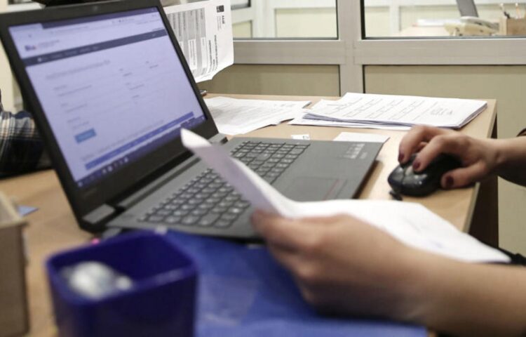 Δημόσιο: Τι αλλάζει στις διαδικασίες των προσλήψεων