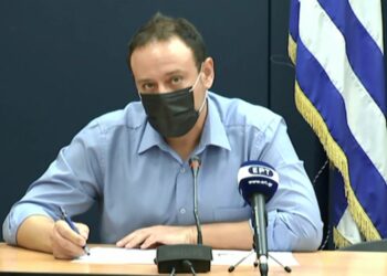 Οι Ευρωπαίοι αρχίζουν και κλειδώνονται στα σπίτια