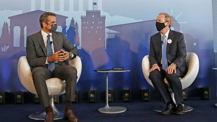Μητσοτάκης: Το συνολικό οικονομικό όφελος από την επένδυση Microsoft μπορεί να ξεπεράσει το ένα δισ. ευρώ