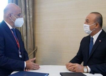 Δένδιας: Ελπίζω η Τουρκία να αλλάξει πορεία και να συμβάλλει σε αυτό η σημερινή συνάντηση με τον Τσαβούσολγου