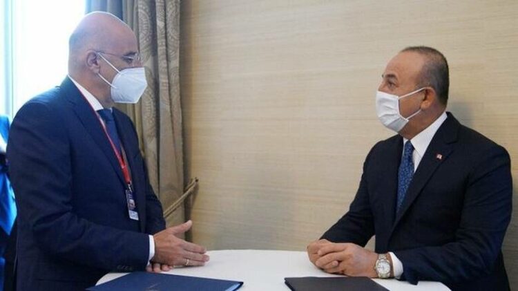 Δένδιας: Ελπίζω η Τουρκία να αλλάξει πορεία και να συμβάλλει σε αυτό η σημερινή συνάντηση με τον Τσαβούσολγου