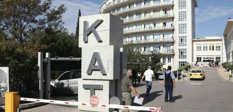 Κορονοϊός: Θετικός τραυματιοφορέας στο ΚΑΤ