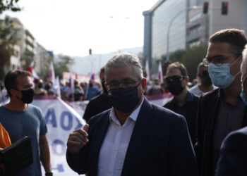 Στο εφετείο ο Δ. Κουτσούμπας: Είμαστε εδώ γιατί δεν εφησυχάζουμε