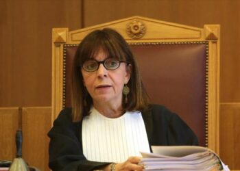 Έμαθε τα νέα η Πρόεδρος της Δημοκρατίας; Αθωώθηκε από τους Γάλλους για 19 κατηγορίες ο Βίννικ!