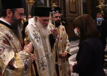 Το συνέδριο για τη γονιμότητα επιβεβαίωσε την… ακαταλληλότητα της Σακελλαροπούλου