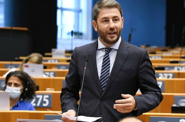 Βγήκε μπροστά ο Νίκος Ανδρουλάκης, για να συσπειρώσει το Κίνημα Αλλαγής