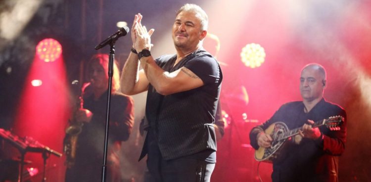 H Λουξ «συντροφιά» με τον Αντώνη Ρέμο στις καλοκαιρινές συναυλίες του