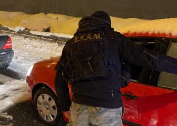 Στρατός και ΕΚΑΜ έπιασαν δουλειά στην Αττική Οδό