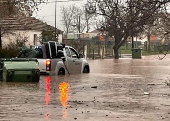 Κακοκαιρία «Διομήδης»: Σαρώνει Θεσσαλία και Βόρεια Εύβοια – Πώς θα κινηθεί σήμερα η κακοκαιρία