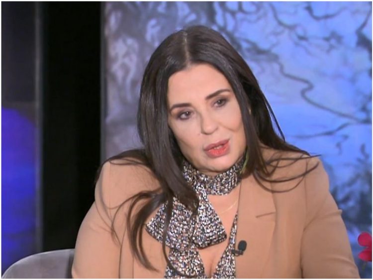 «Είχα καταλάβει ότι πρόκειται για κάτι ιδιαίτερο» λέει η Μαρία Τζομπανάκη για την γνωριμία με τη νύφη της