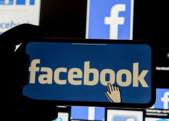Απαγόρευση από το Facebook στη διαφήμιση των κρατικών ρωσικών ΜΜΕ  – Twitter ανέστειλε την προβολή διαφημίσεων