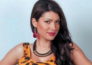 Κλέλια Ρένεση για τον πόλεμο στην Ουκρανία: «Ο μόνος δρόμος προς την ελευθερία είναι η αυτονομία»