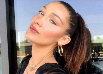 Η Μπέλα Χαντίντ: «Με κακοποιούσαν και γυρνούσα σε αυτούς, το μεγαλύτερο λάθος είναι ότι συμβιβάστηκα»